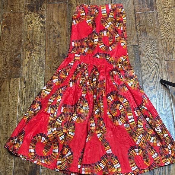 SUMMER Dress Size Medium - Picture 3 of 3